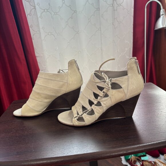 Latitude Femme Deco Nero Italian Wedge Heel (size EU40) - Picture 3 of 7